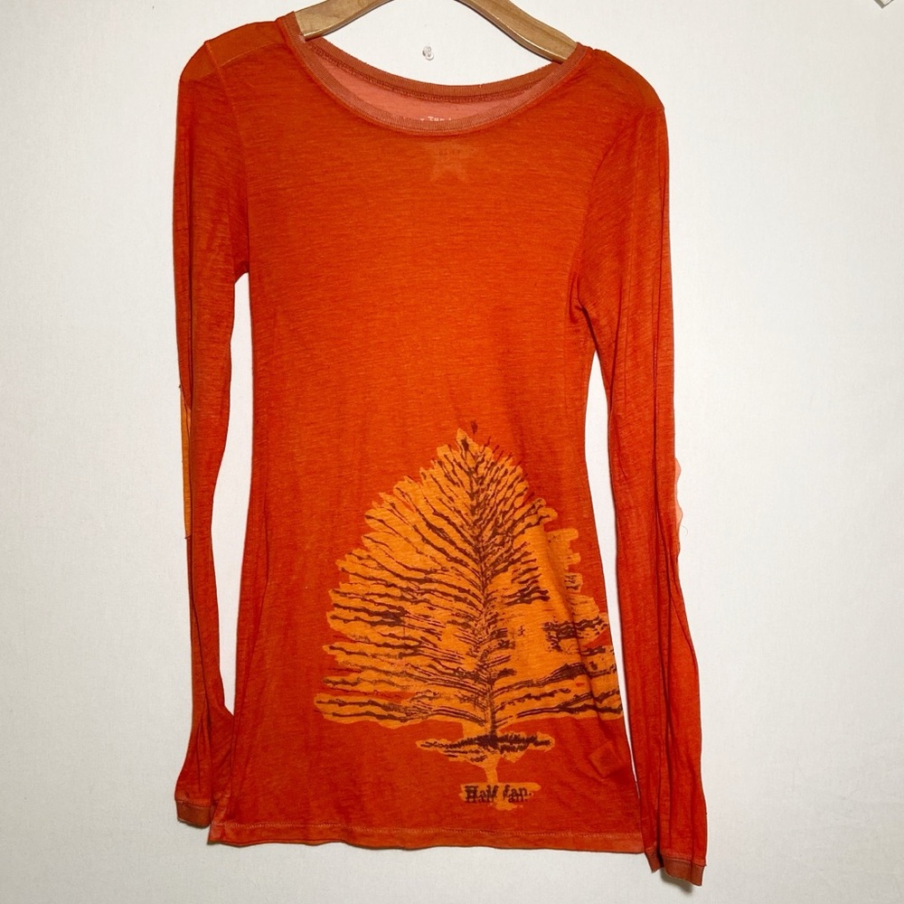 We The Free Womens‎ Top Size Medium Orange Graphic Long Sleeve Tree Fall Layer